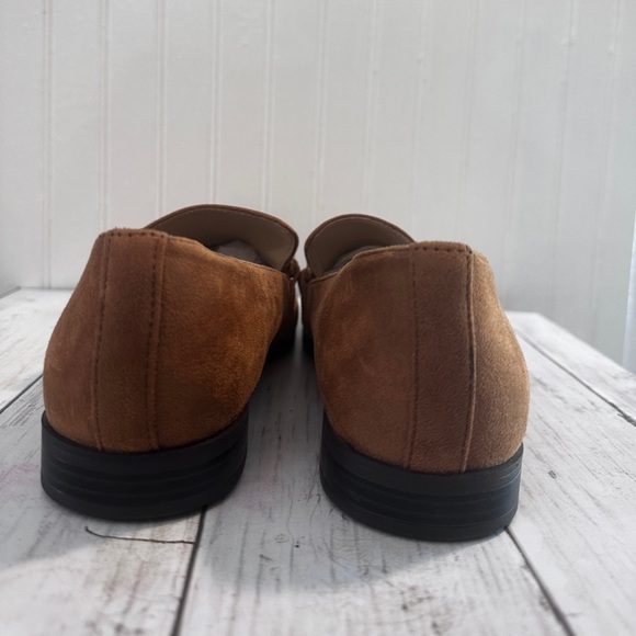 Nine West Women’s Size 9 Chain Detail Loafers in Burnt Orange Suede - Picture 5 of 10